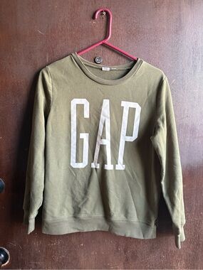 GAP Olive Green Logo Pullover